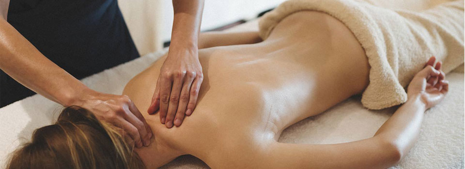Massaggio fisioterapia