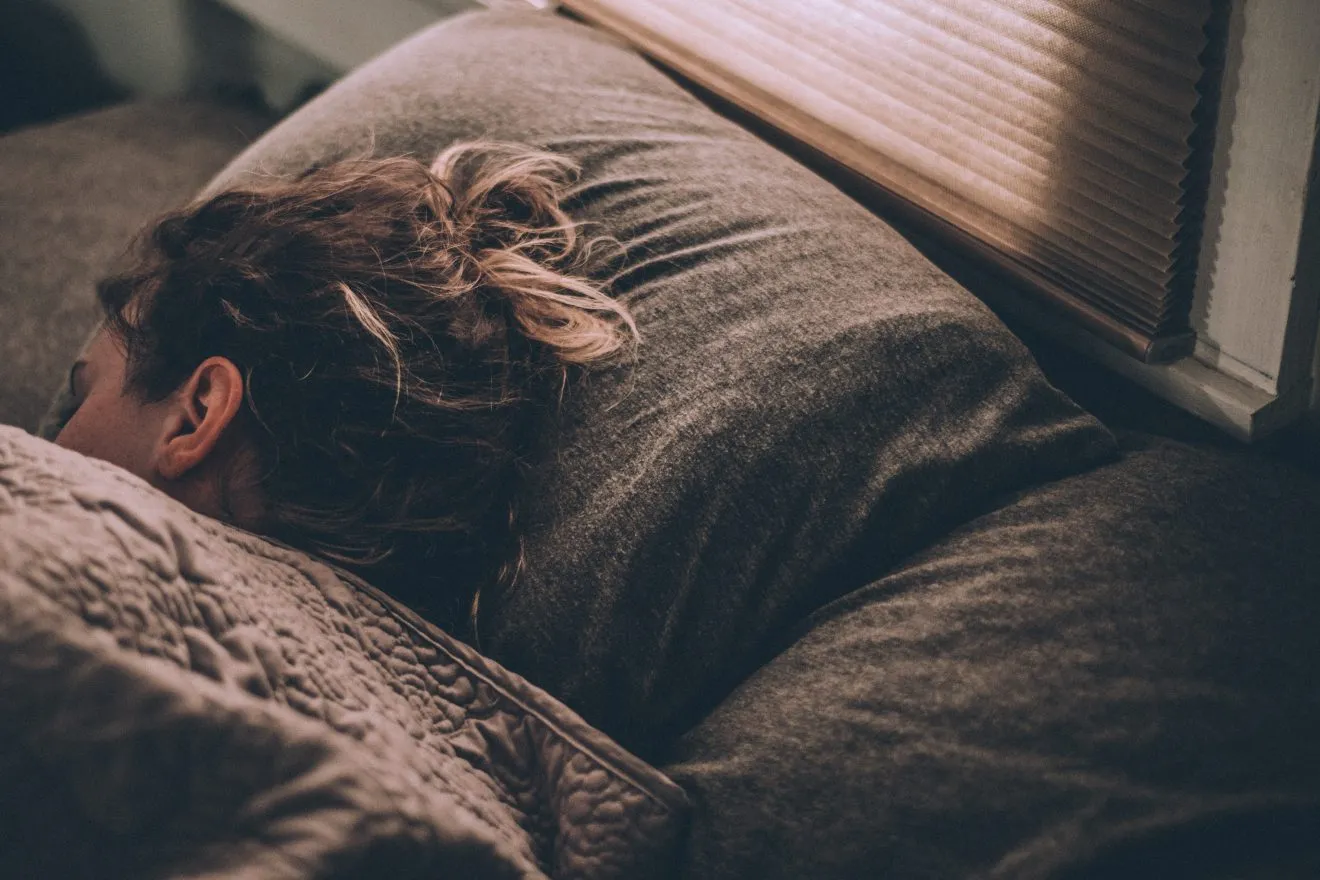 Forti dolori alla spalla soprattutto di notte? Potrebbe essere una lesione alla cuffia dei rotatori