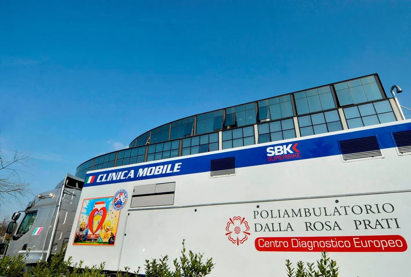 CLINICA MOBILE NEL MONDO: TUTTE LE FOTO DELLA PRESENTAZIONE